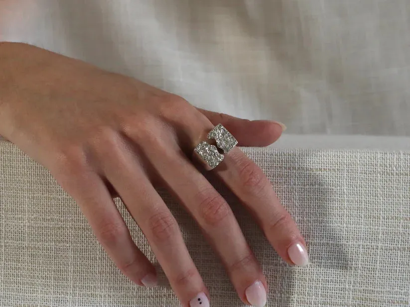 Majesty Ring