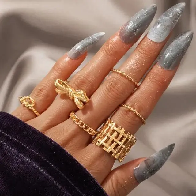 Modern Luxury Ring Set  for Girls Splendid Fashionable Crystal Sun Pearl Rings Set for Women And Girls Gold Color Heart Knuckle Rings - Female