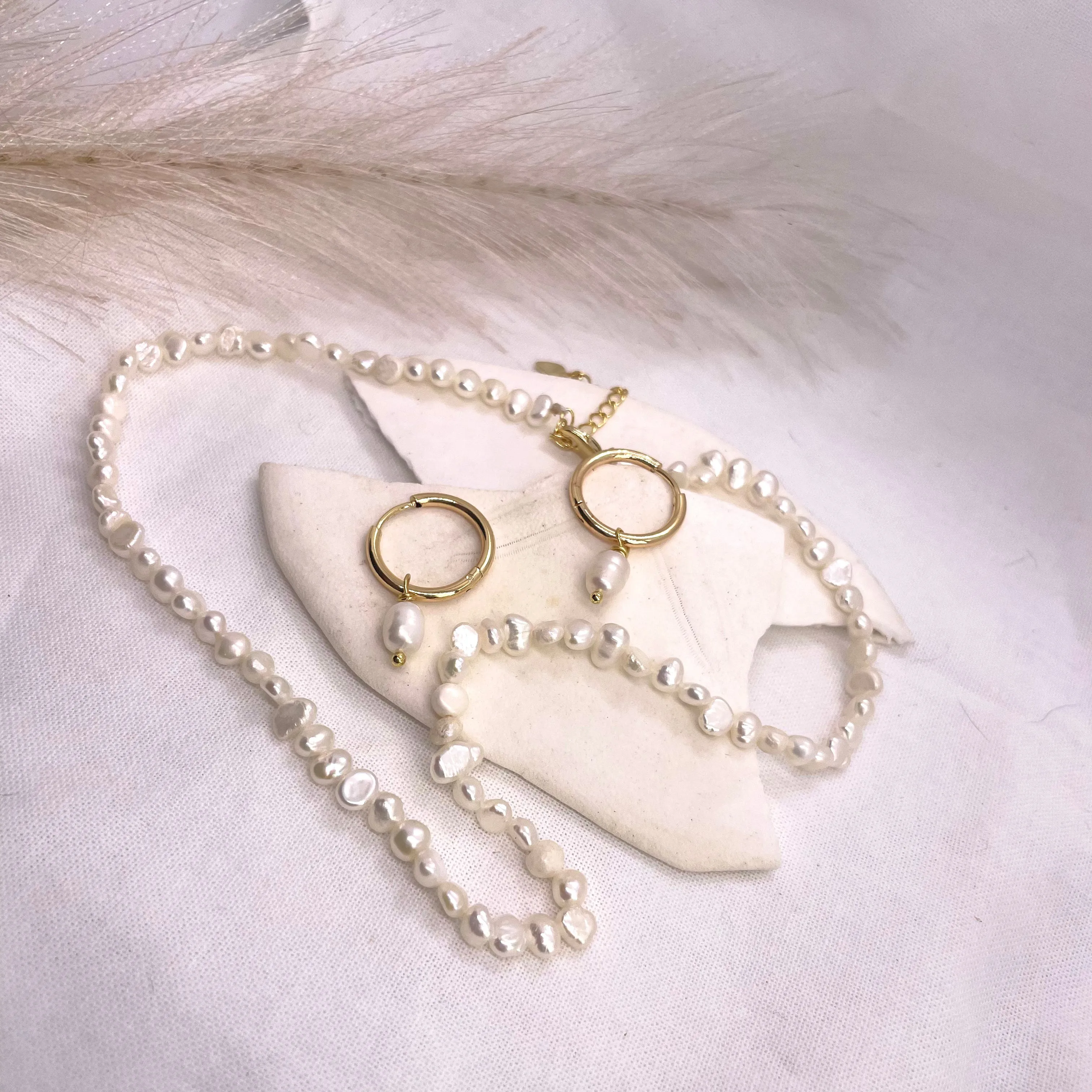 Nyra | Freshwater Pearl Necklace Choker