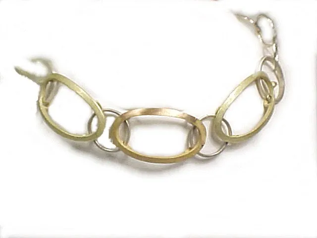 'Oval Line Choker'