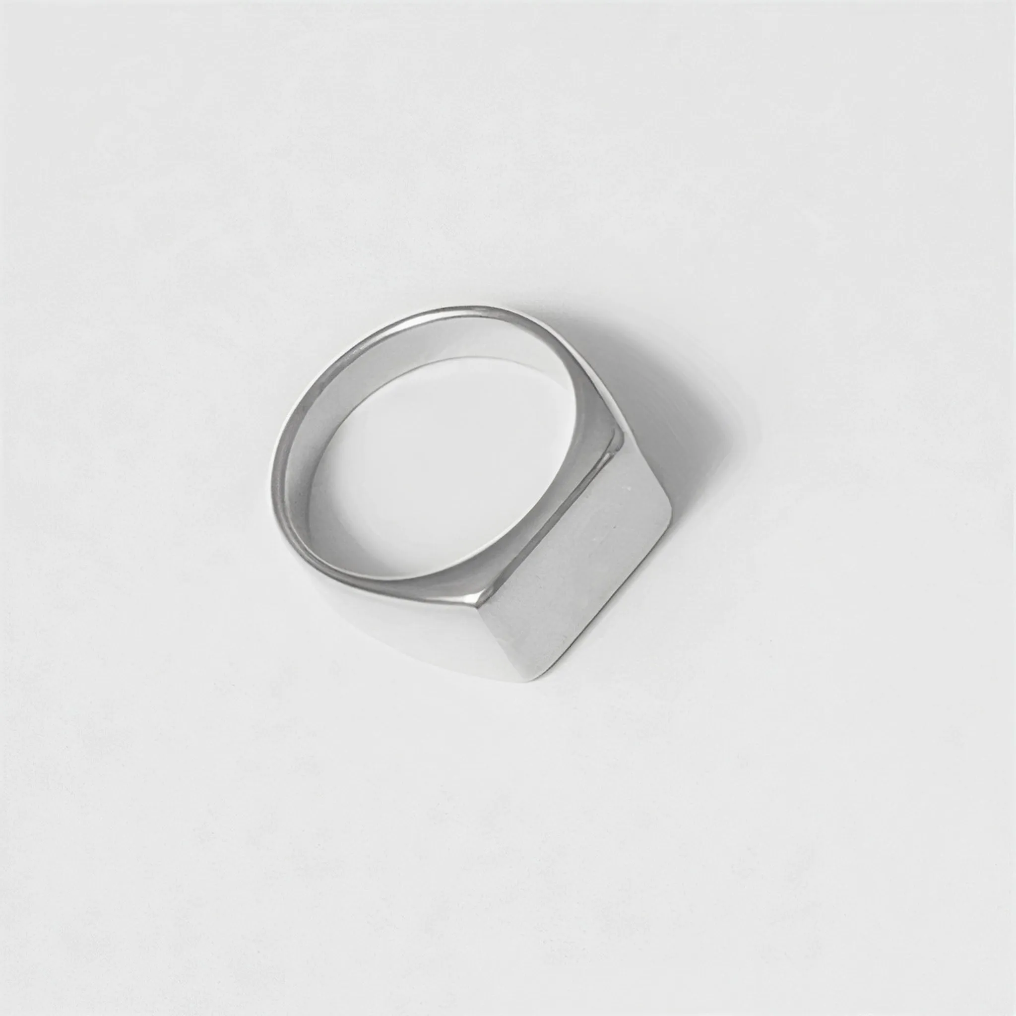 PERSONALIZED RECTANGLE SIGNET RING