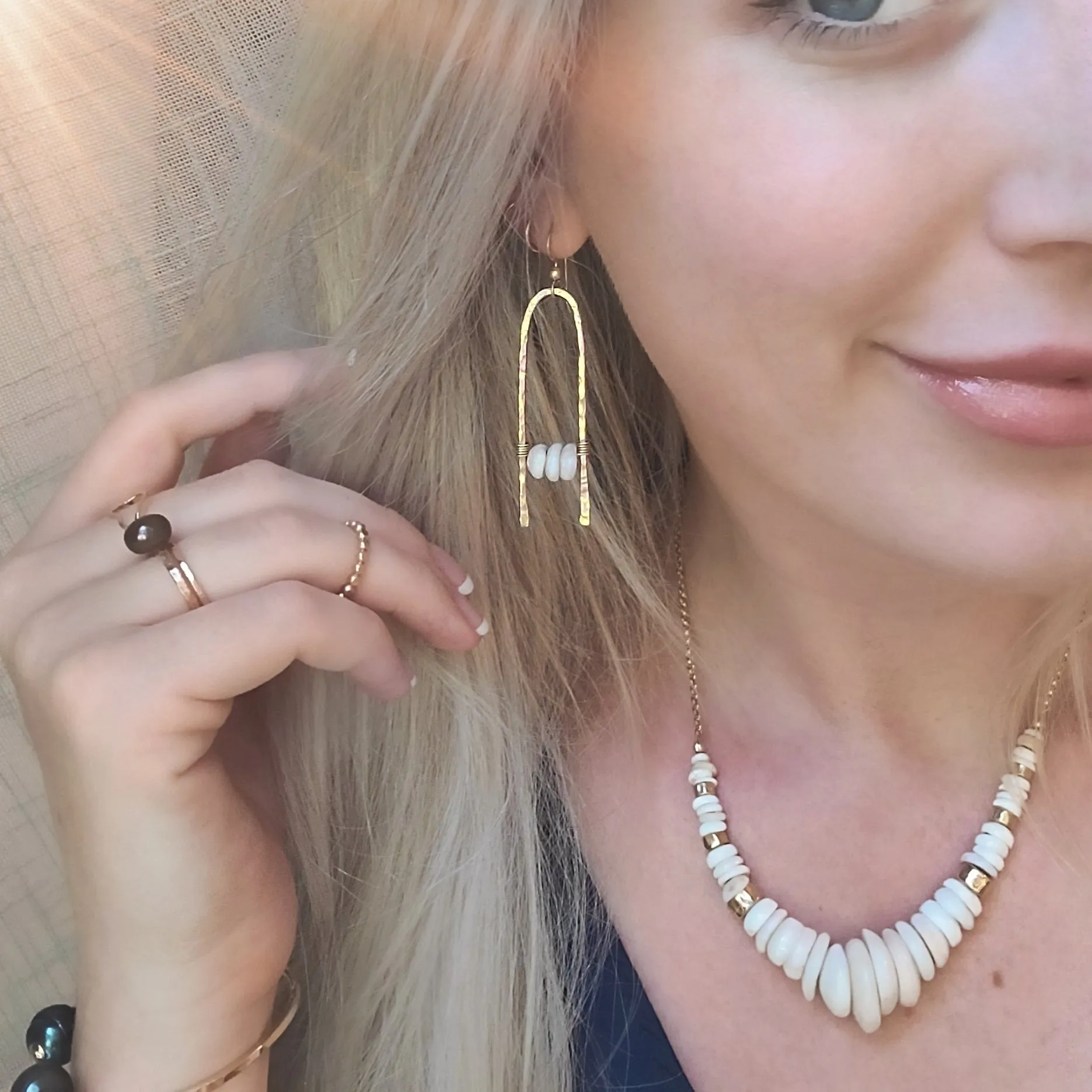 Puka Haruka Hanger Earrings