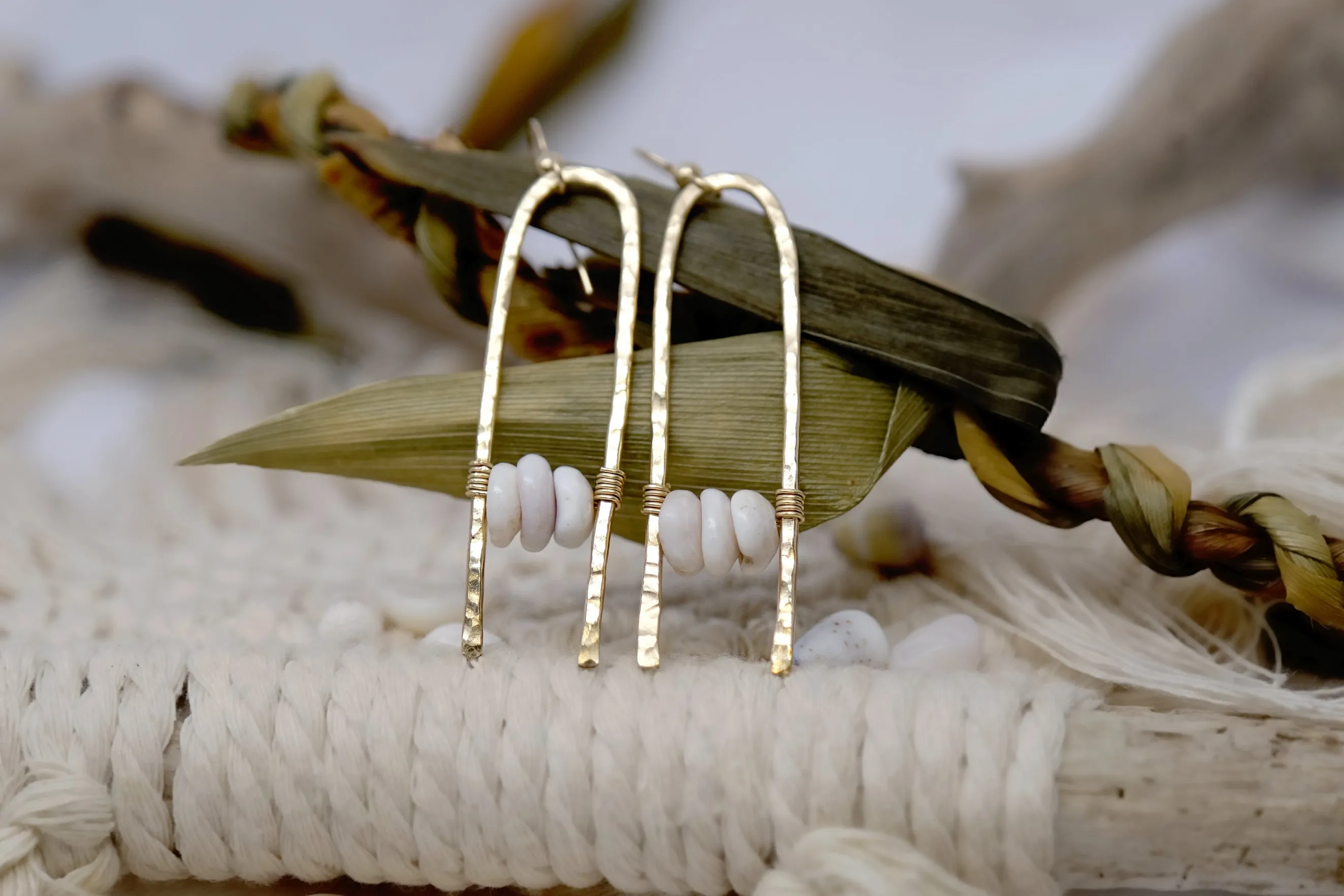Puka Haruka Hanger Earrings