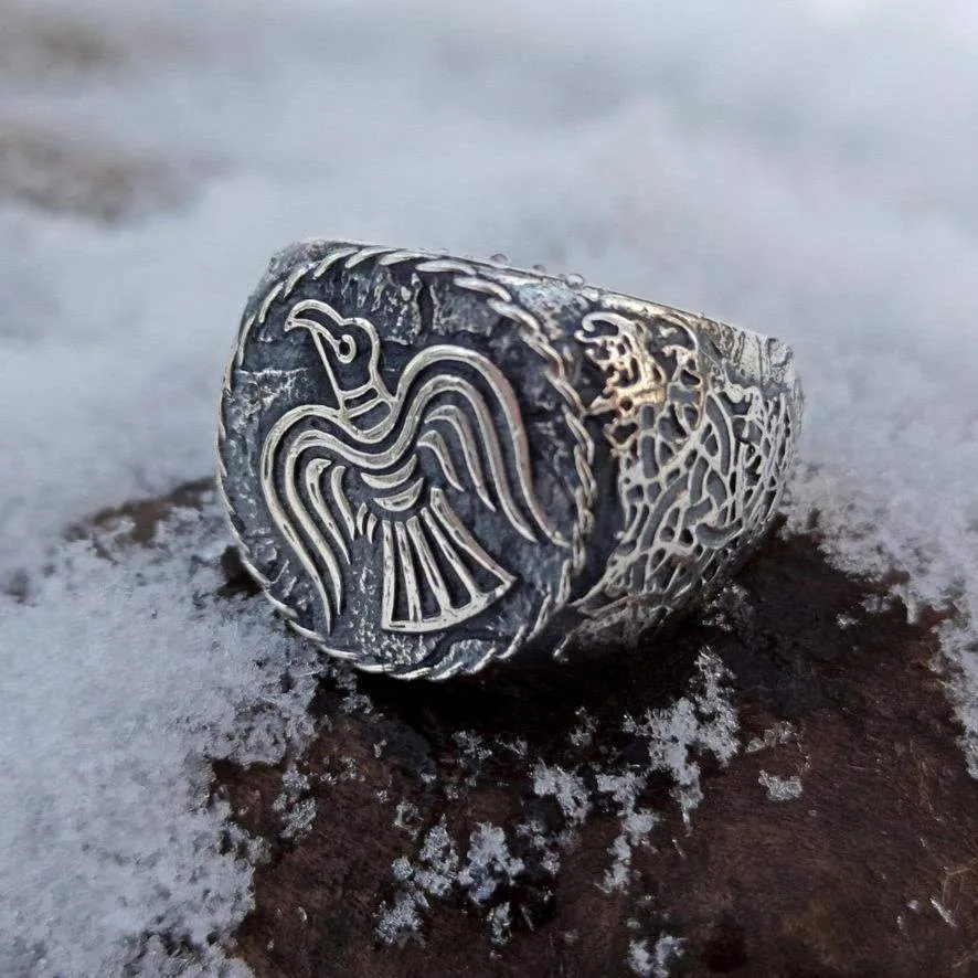 Raven banner silver signet ring