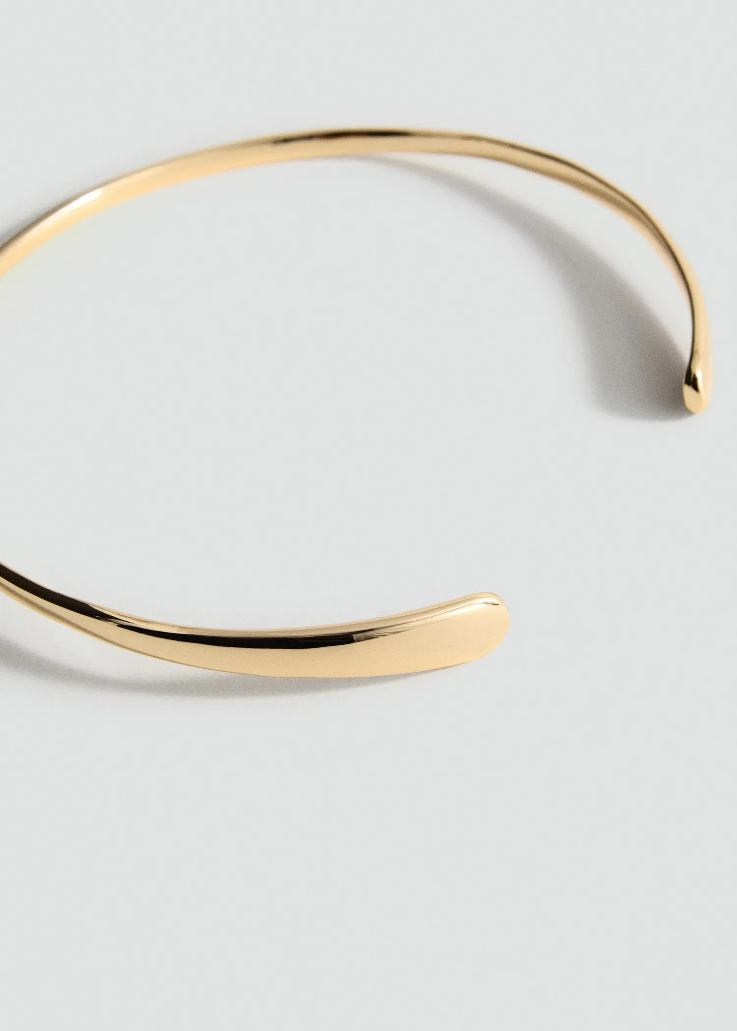 Rigid choker