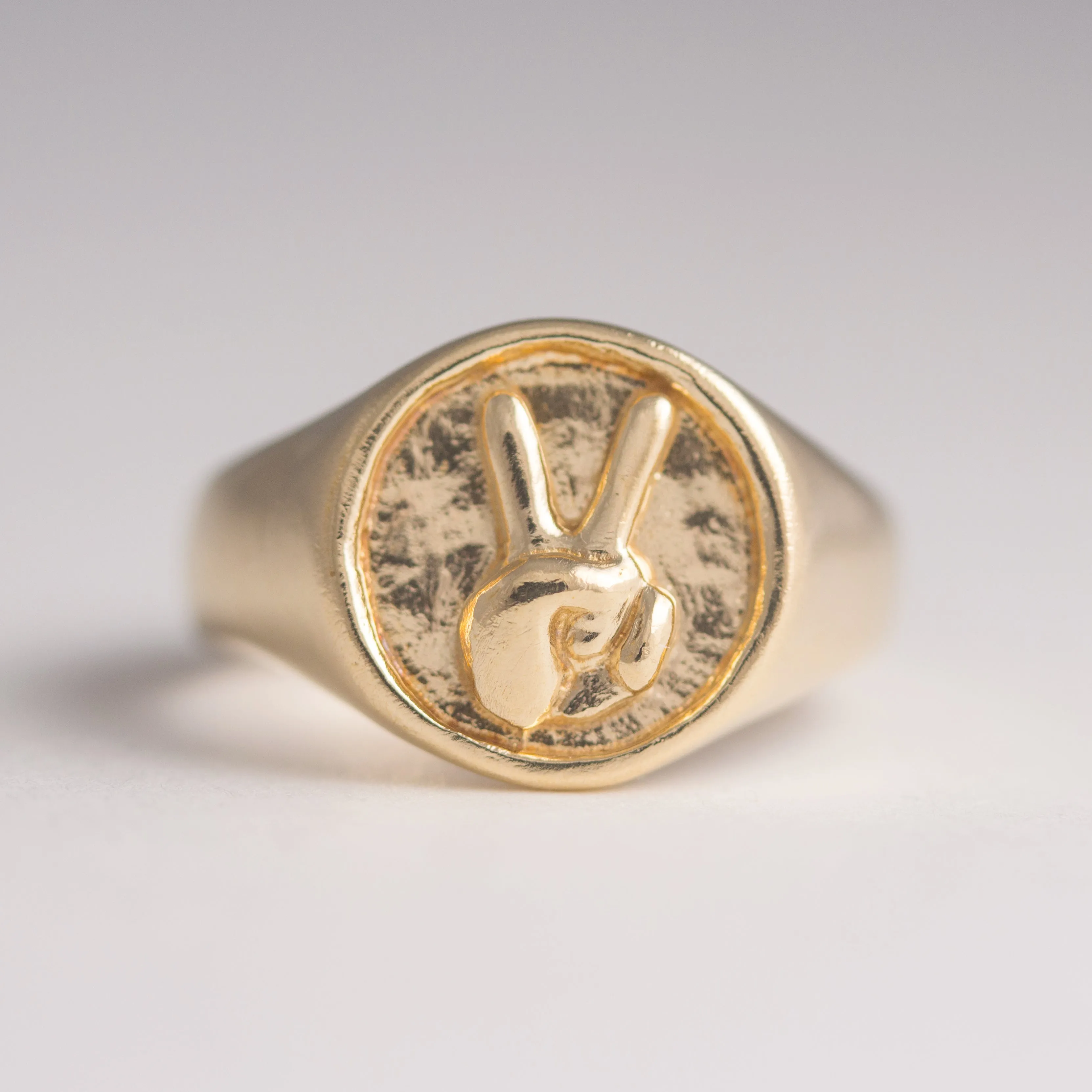 Scissors Ring in Golden Brass
