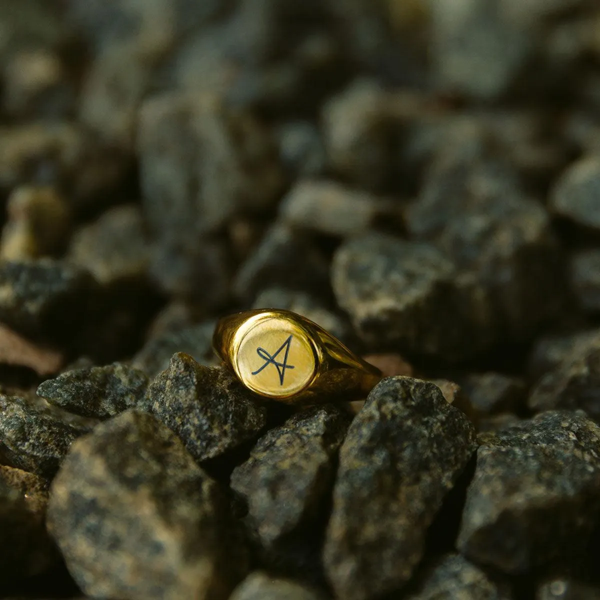 Single Initial Signet Ring