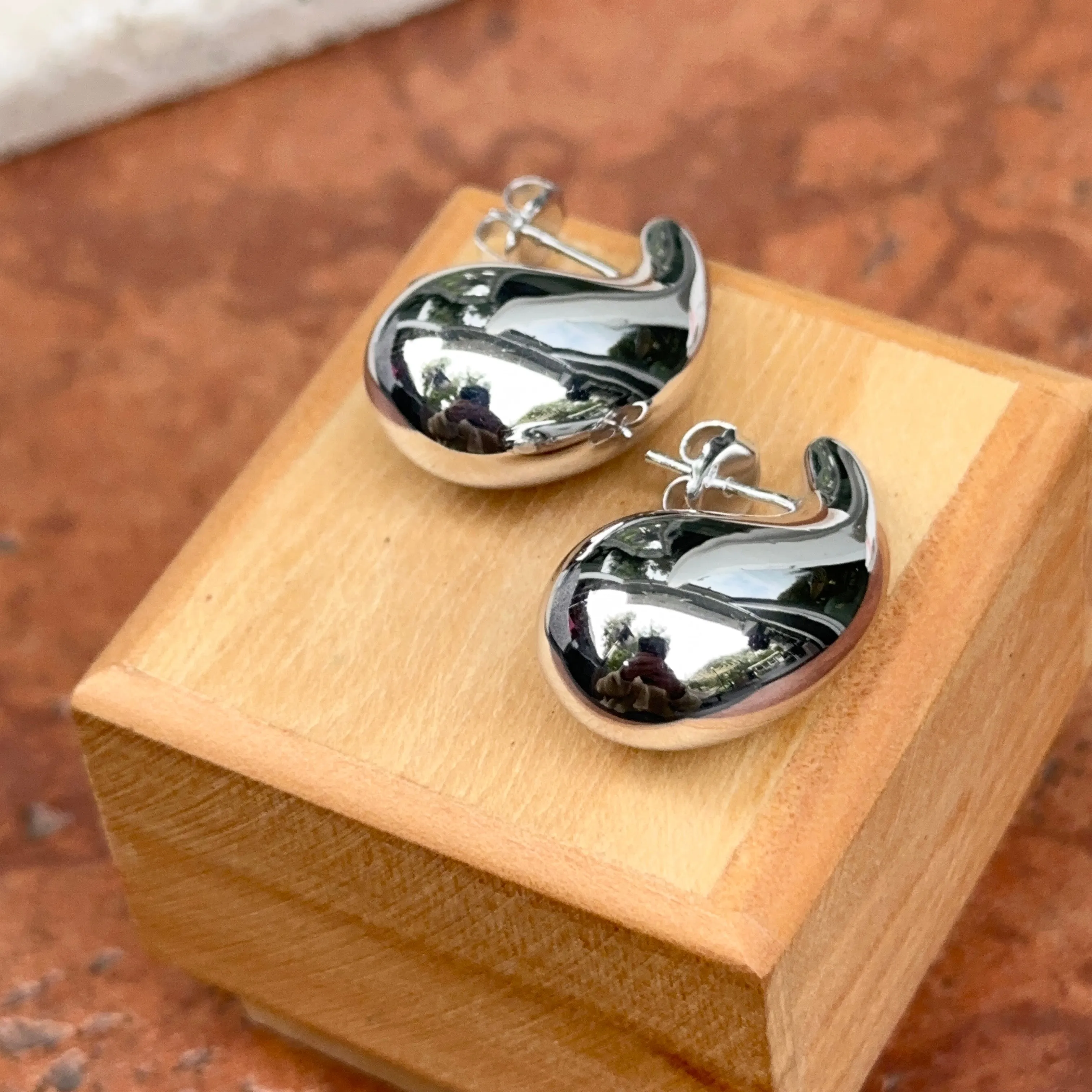 Sterling Silver Tapered Puffed Teardrop Post Earrings 28mm
