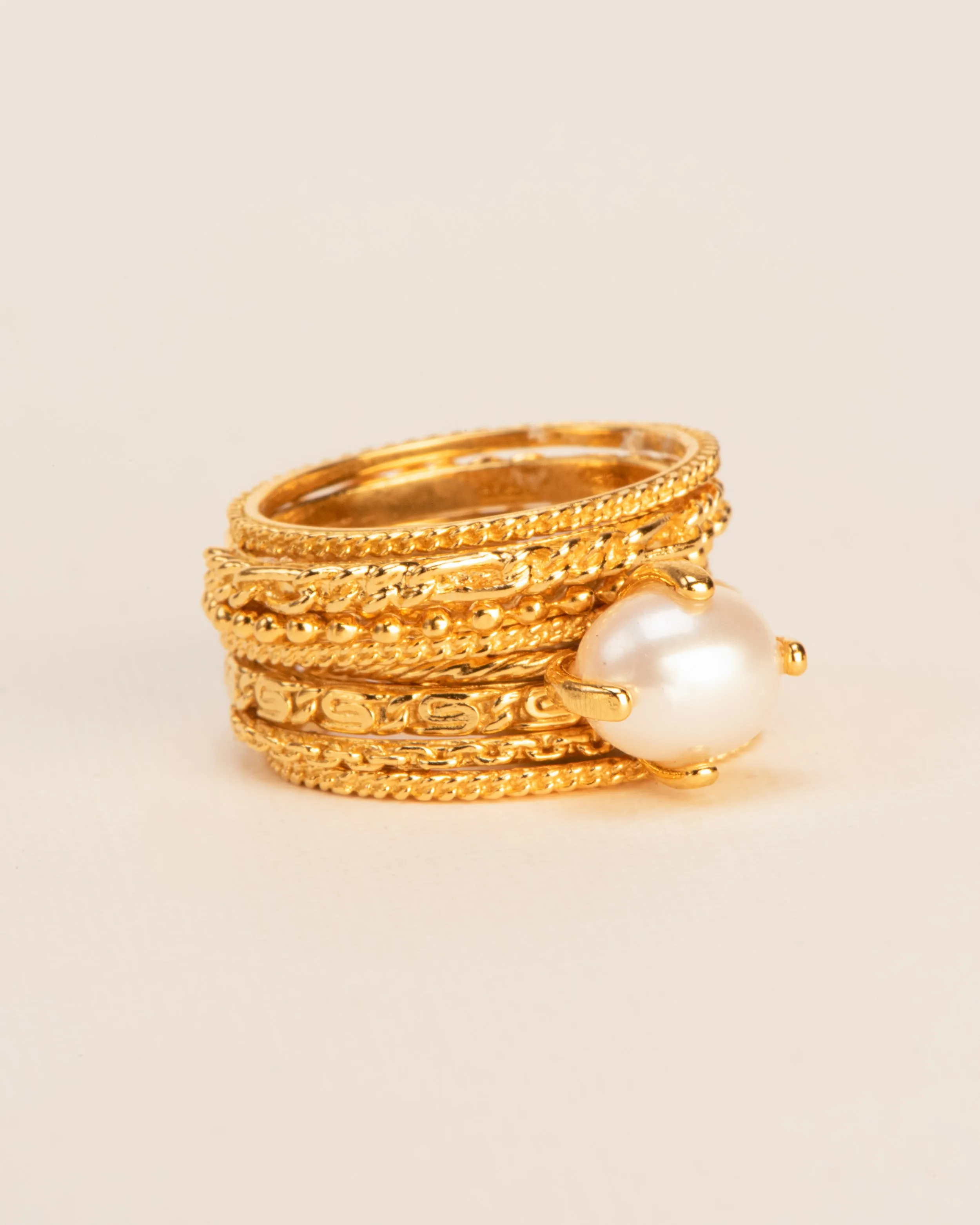 The 'Chapters' rings in silver