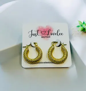 The Small Chunky Hoop Earring