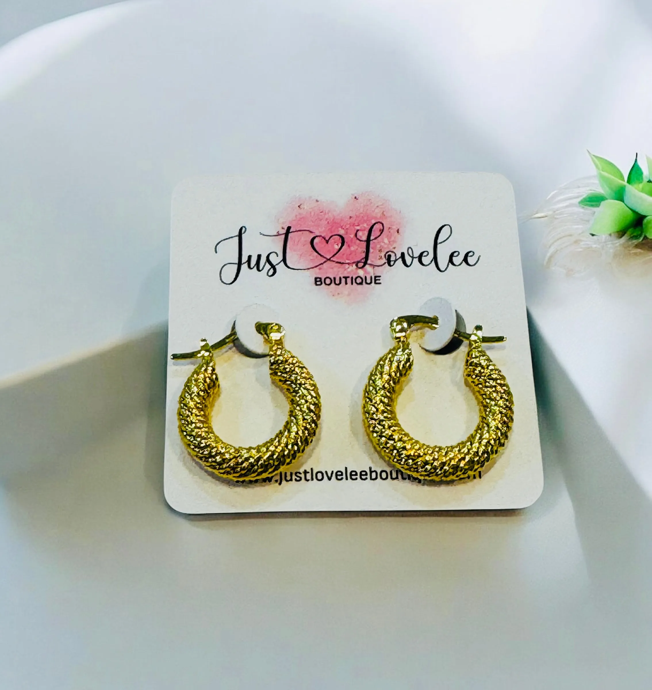 The Small Chunky Hoop Earring