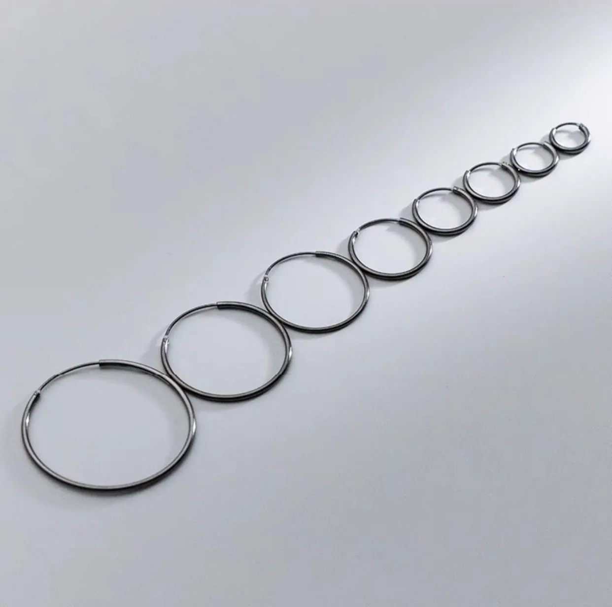 Thin Small Medium Big Hoop Earrings-SH022