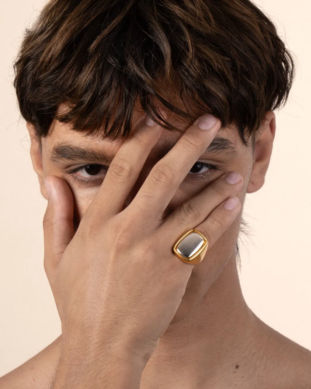 TOY SIGNET RING