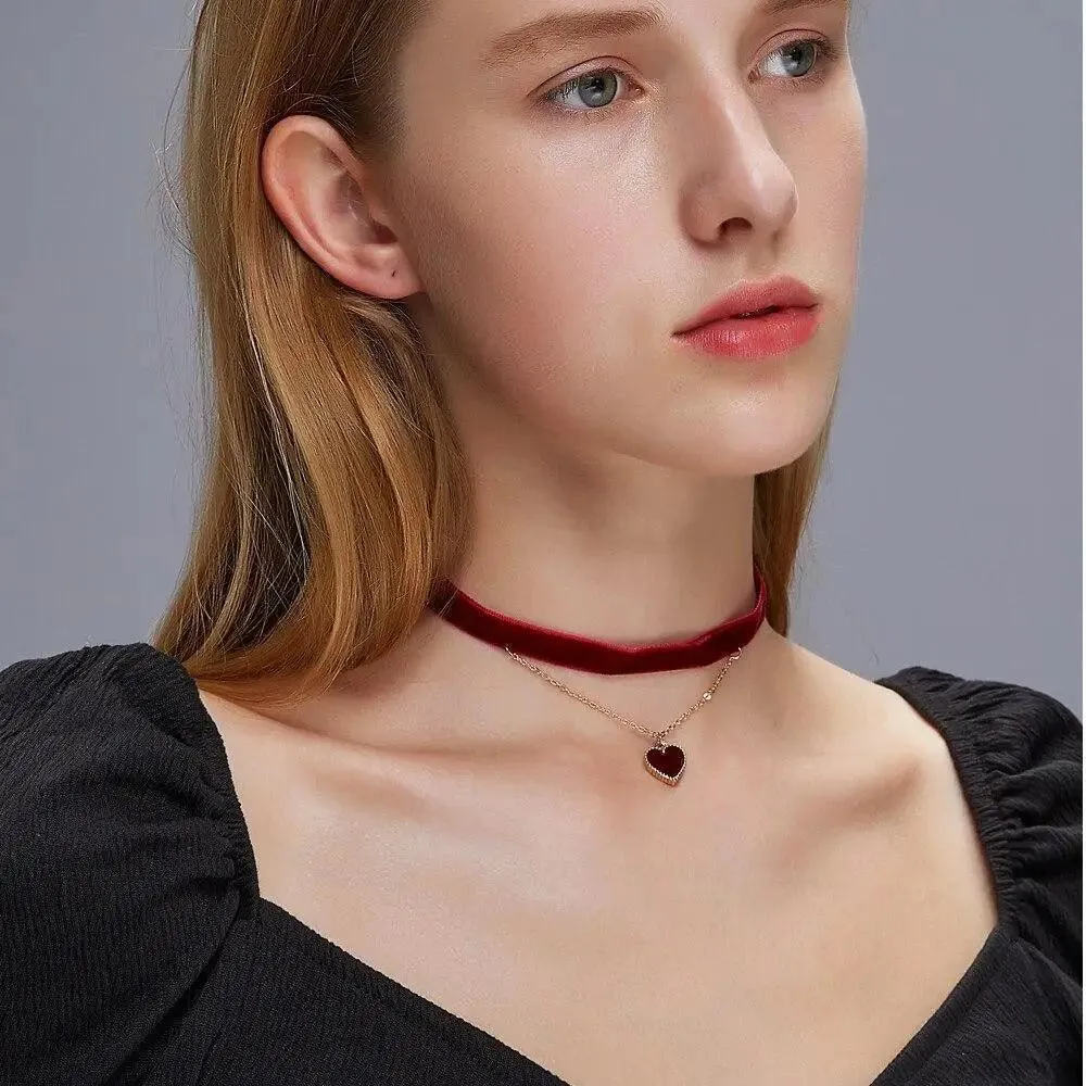 Trendy Simple Gothic Heart Pendant Choker Necklace Punk Choker Necklace for Women Girls Fashion Jewelry