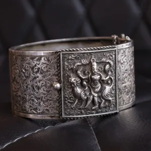 Victorian Durga Silver Locket Cuff