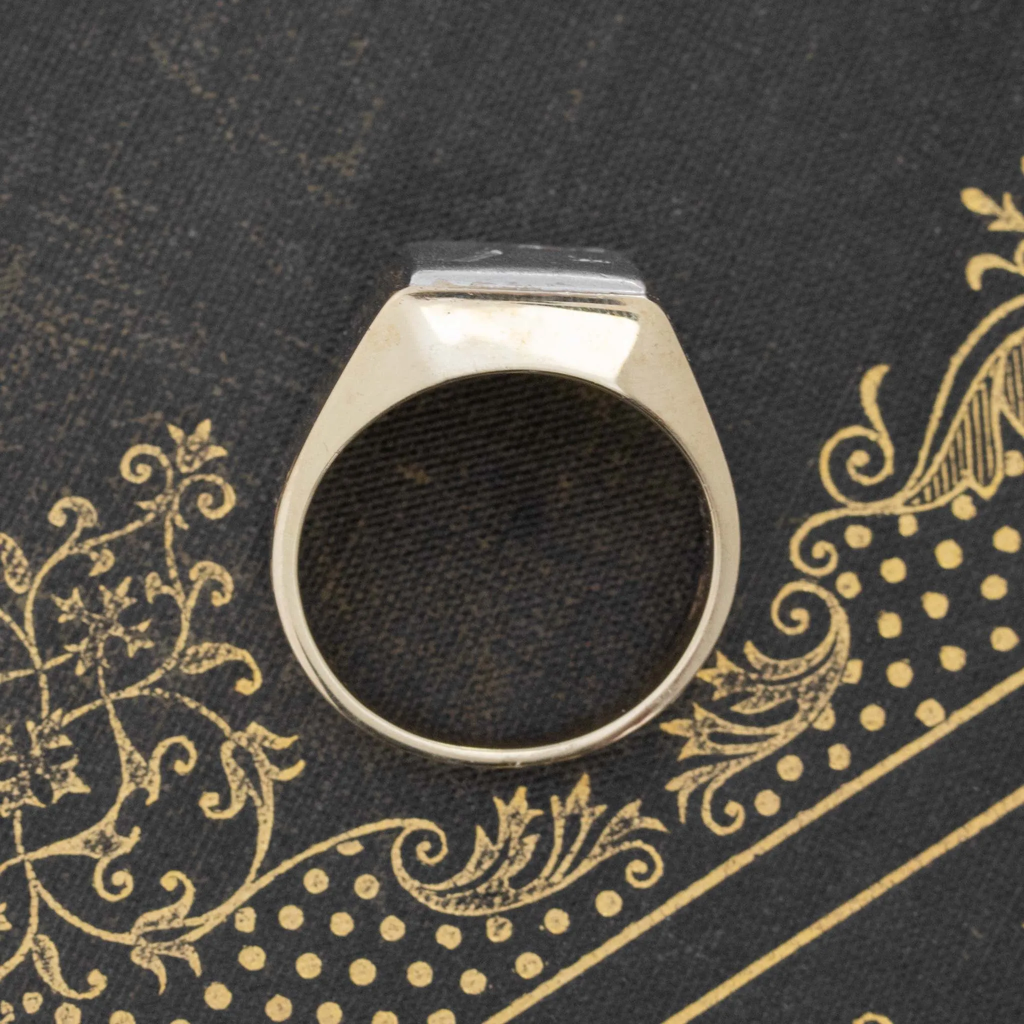 Vintage Diamond Golf Motif Signet Ring