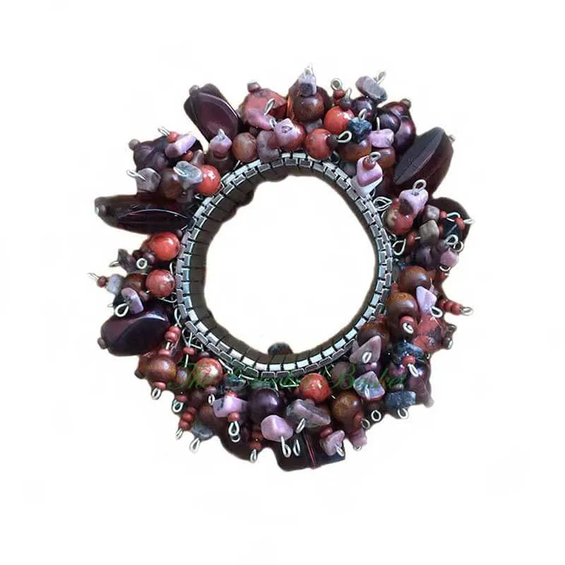 Woman Beaded Bracelet Brick